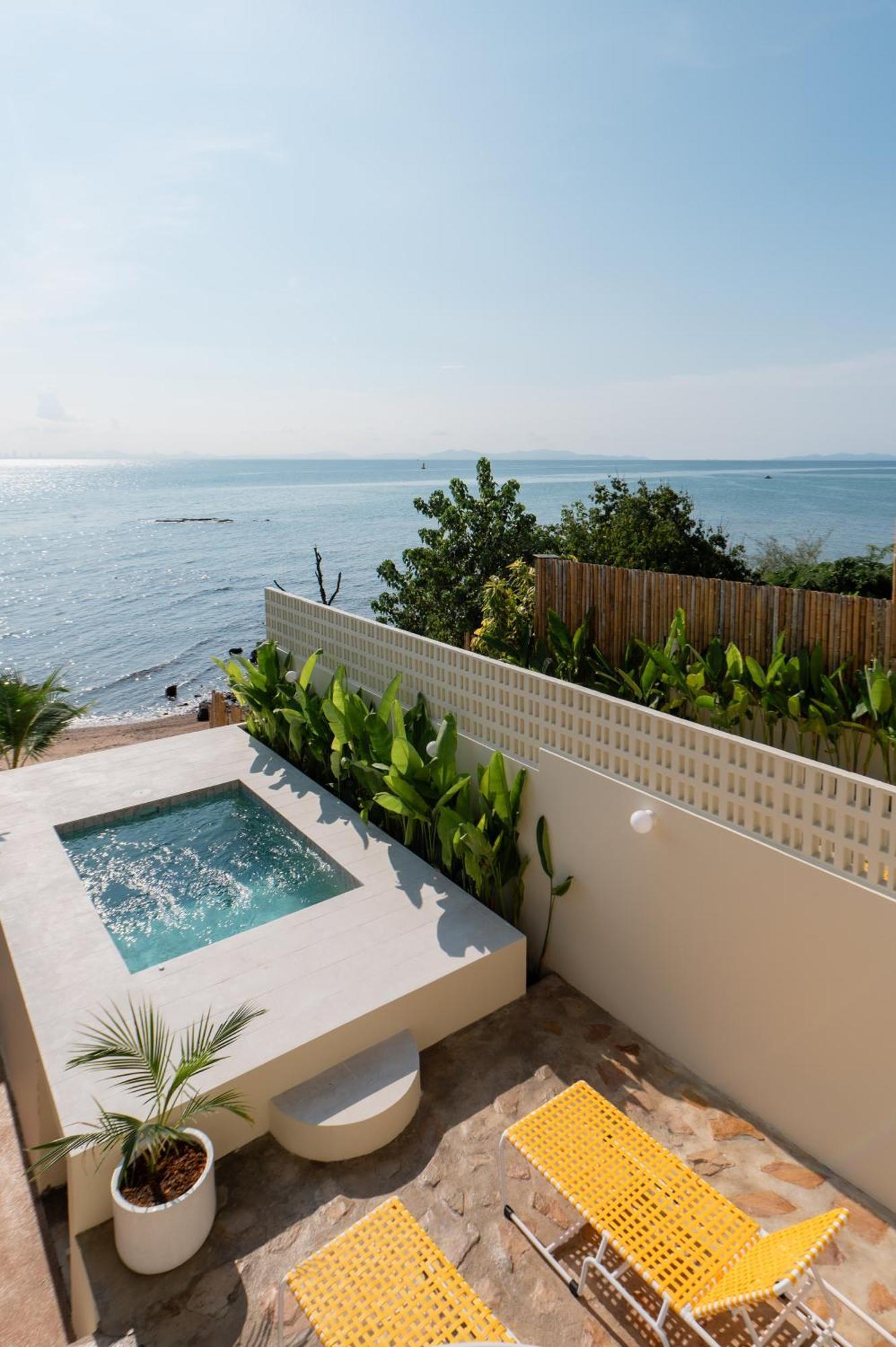 Rocco Villa Ko Lan Bagian luar foto